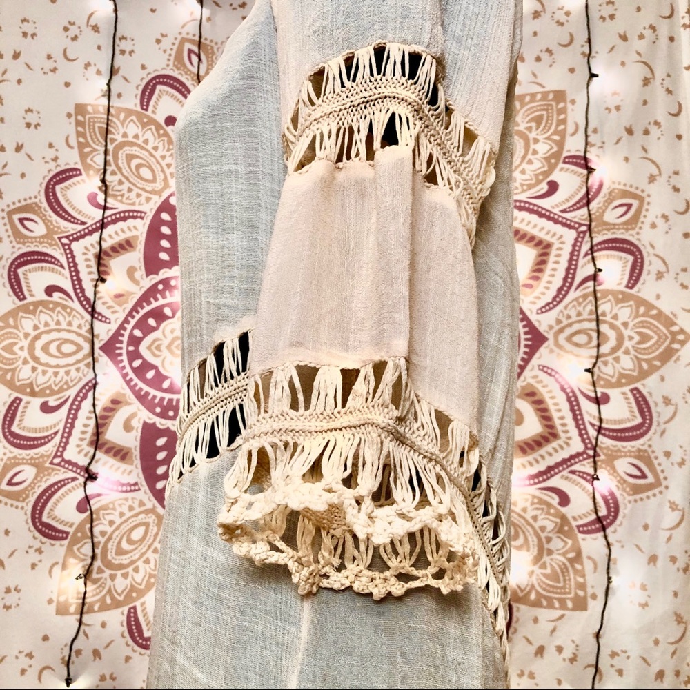 Boho Top V Neck Crochet Tunic Blouse NWOT - Picture 7 of 11